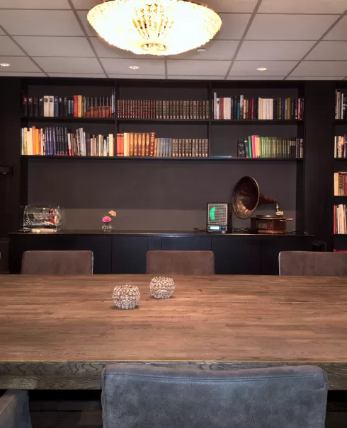 Our elegant and distinguished Prinsen room